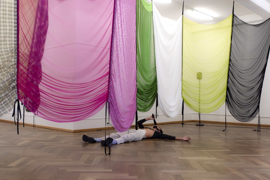 Mario Espinoza, Performance 24 June 2022, Krone Couronne. Credit photos: © James Bantone