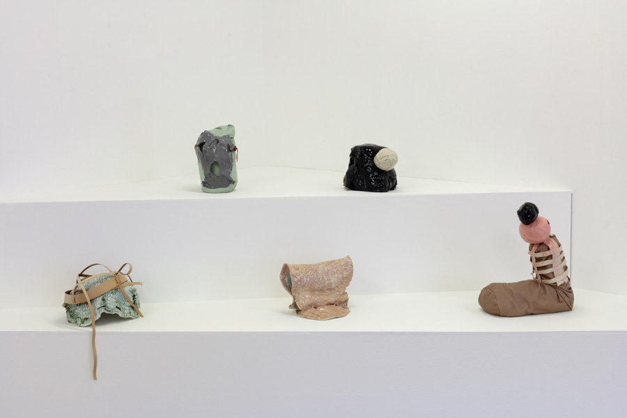 Caroline Achaintre, Shiftings, exhibition view, Kunsthaus Centre d’art Pasquart 2022. Photos: Stefan Rohner. Courtesy the artist, Arcade London & Brussels and Art : Concept, Paris