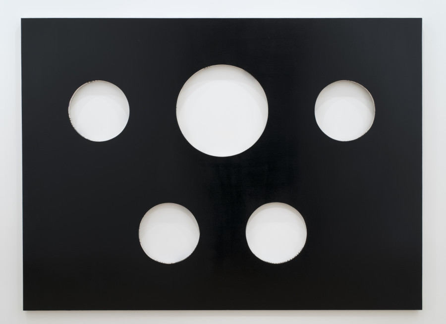 Steven Parrino Stockade (Existential trap for speed freaks), 1988–1991 Emaillelack auf Leinwand / Enamel on canvas 193 x 264 cm Courtesy Zadig et Voltaire Collection, Paris, France