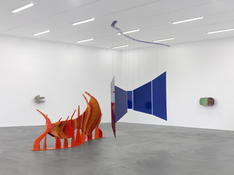 Liz Larner, below above, Kunsthalle Zürich, 2022, installation view, image Annik Wetter