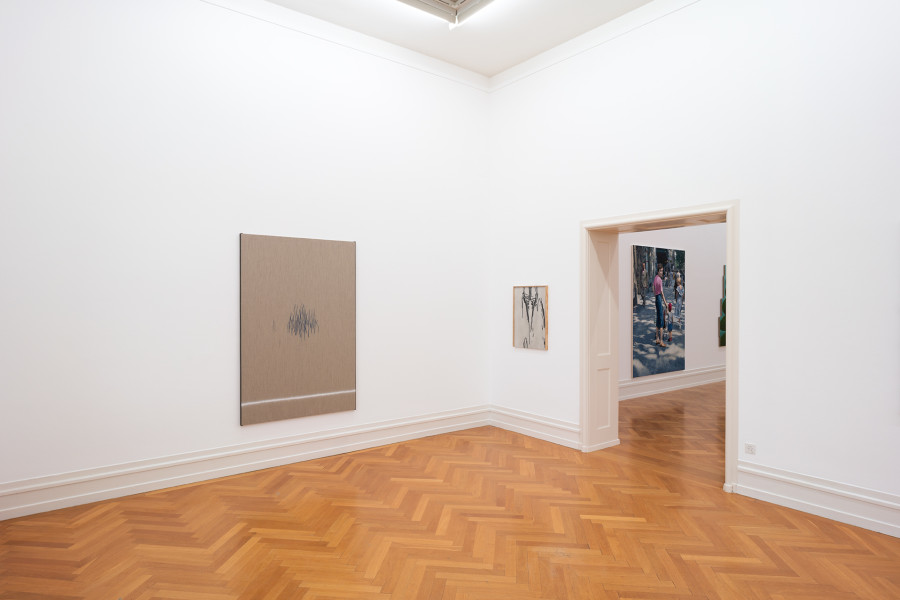 Exhibition view, Lose Enden, Kunsthalle Bern, 2021 Photo: Stefan Burger