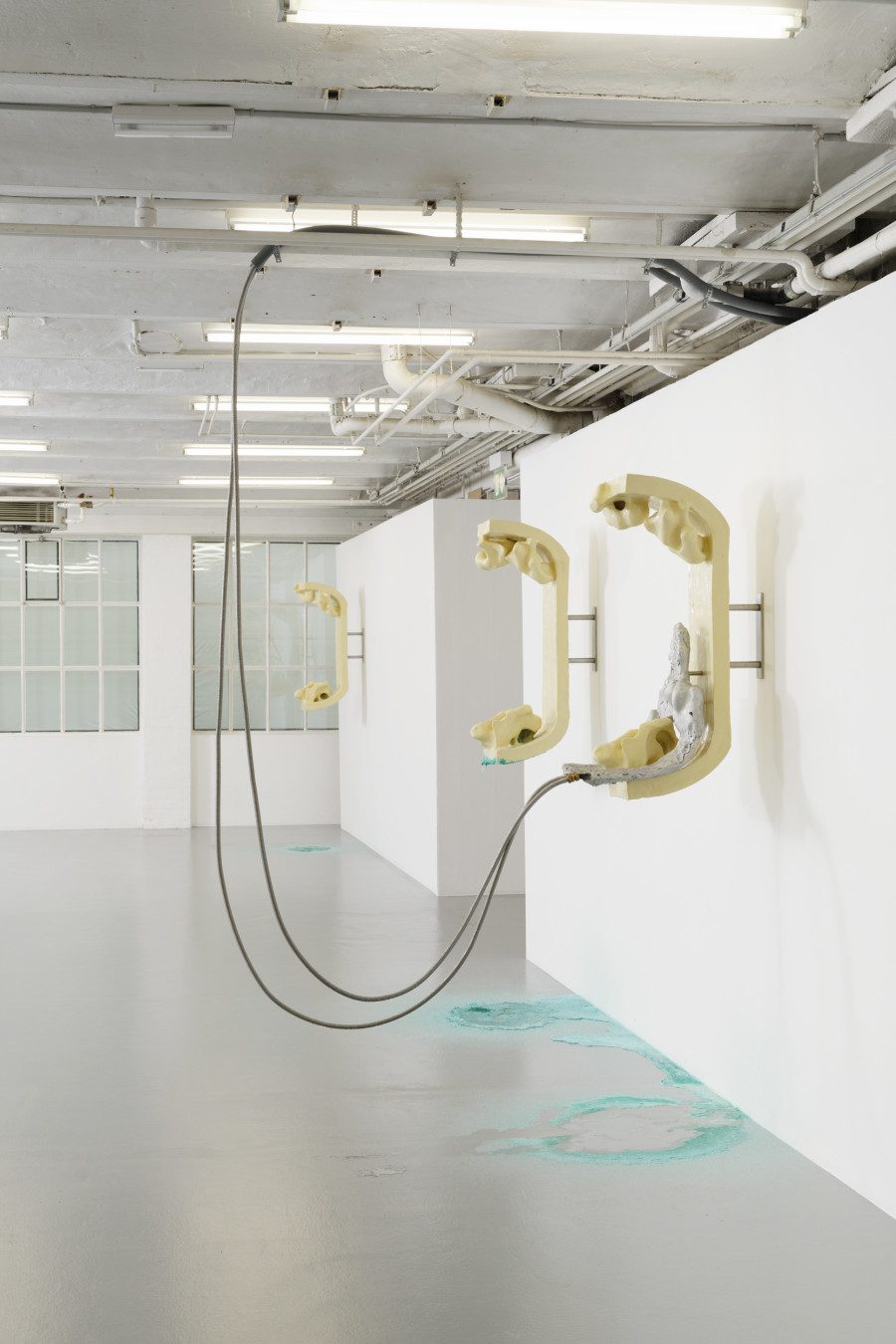 Exhibition view, Isabelle Andriessen, BUNK, CAN Centre d’art Neuchâtel, 2021. Photography: Aurélien Mole / all images copyright and courtesy of the artist and CAN Centre d’art Neuchâtel.