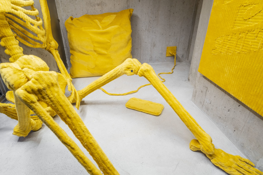 Installation view, COUPLE (Adam Cruces & Louisa Gagliardi), Fool’s Gold, Lemme, 2022. Photo credit: Romain Iannone, Sion