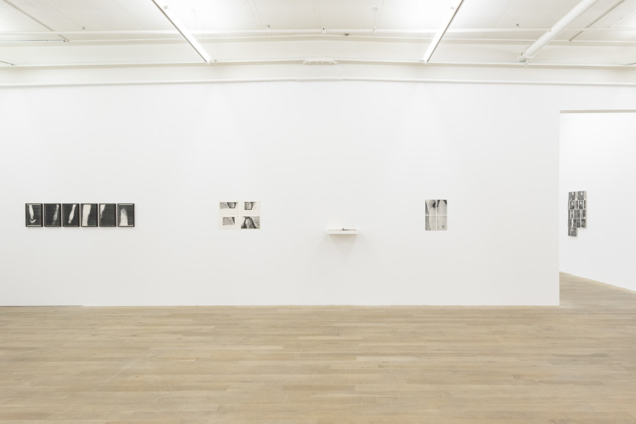 Exhibition views: Above All, They Had No Fear of Vertigo, 3Nós3, Rafael França, Hudinilson Jr., Mario Ramiro, cur. by Raphael Gygax, Galerie Peter Kilchmann, Zurich, Switzerland, 2022 Courtesy of the artists' estates, Mario Ramiro and Galerie Peter Kilchmann, Zurich/ Paris Photo: Sebastian Schaub