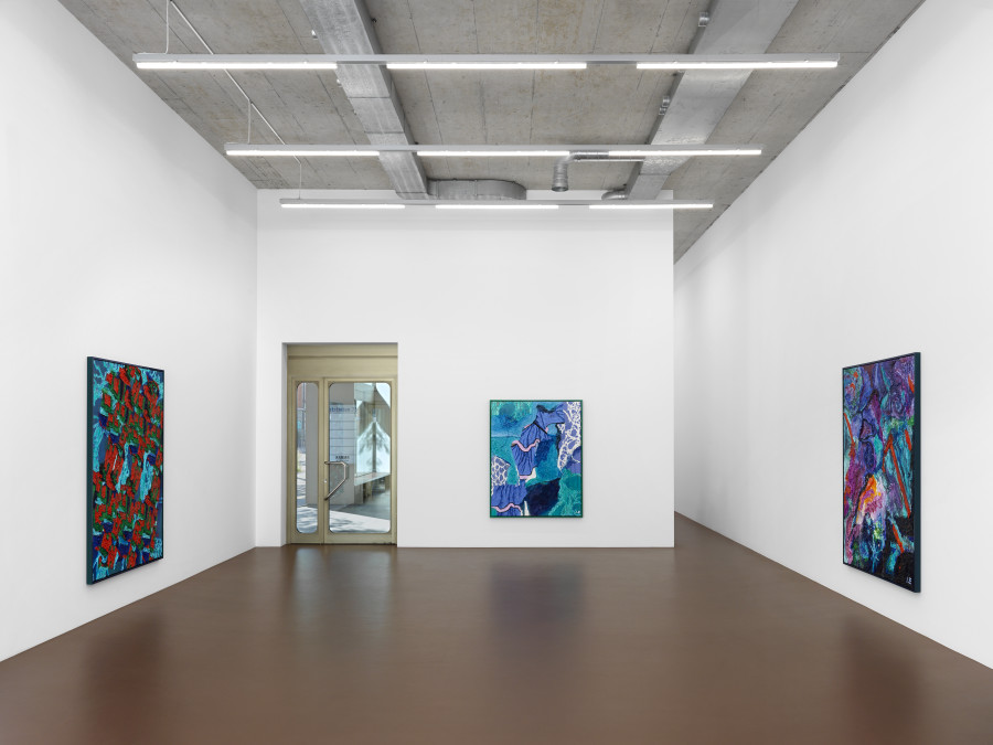 Ida Ekblad, FLYABLE, RIDEABLE. Installation view, Karma International, Zurich 2022. Courtesy of the artist and Karma International Zurich. Photo credit: Annik Wetter