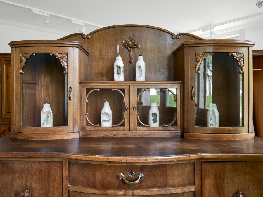 Seob Kim, Kids Who Eat Dirt Are Called Kids. But When Adults Eat Dirt, It’s Called Geophagy, 2014, paraffin, various materials, approx. 26,5 x 80 x 7 cm. Photo: Serge Fruehauf. Courtesy: Collection FCAC