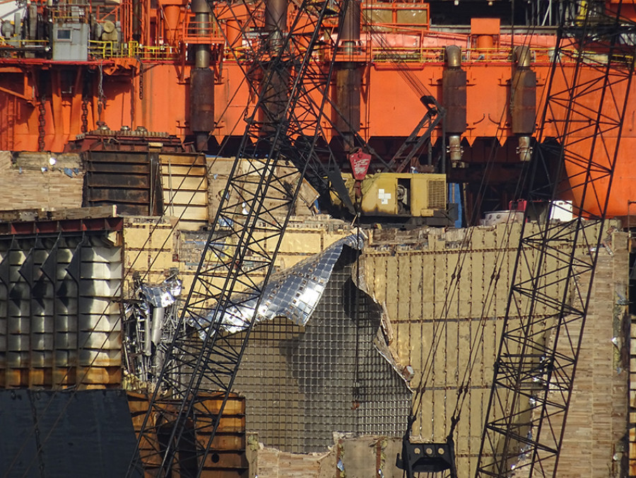 Emilien Leroy, Aliaga, 2018, Vidéo 16’08’’, 720×576, film still Courtesy : Emilien Leroy & Gallery Skopia