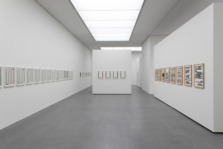 Saal Ausstellung "Corsin Fontana. Scalafundas"