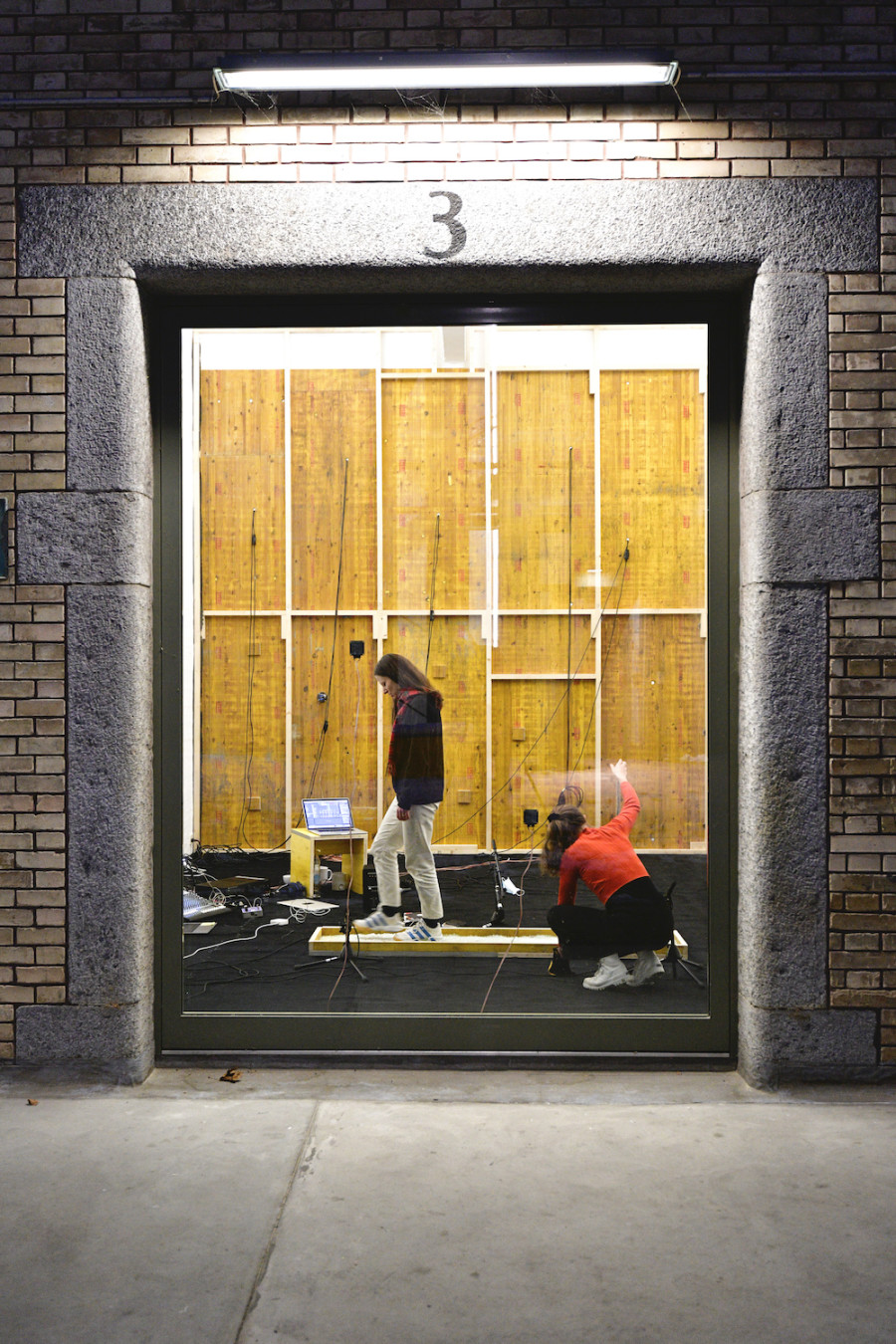 Caroline Ann Baur & Vanessà Heer, Tremor Walks, 2020. Photo: Kunst Halle Sankt Gallen, Sebastian Schaub