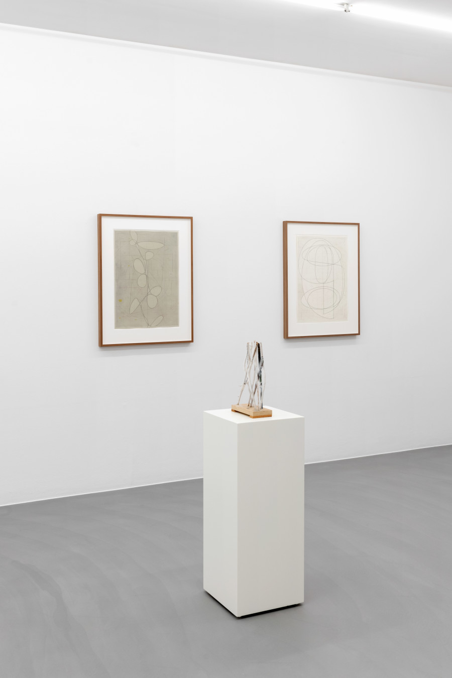 Installation view, WIRE, LINE & STRING, Mai 36 Galerie, 2022.