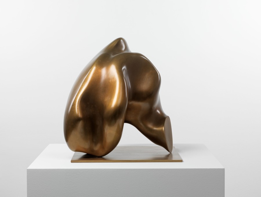 Thomas J Price, Sonic Work (Collective Palette #01), 2020/2021, Bronze, 34 x 36 x 32 cm / 13 3/8 x 14 1/8 x 12 5/8 in, PRITJ110218. © Thomas J Price. Courtesy the artist and Hauser & Wirth. Photo: Ken Adlard