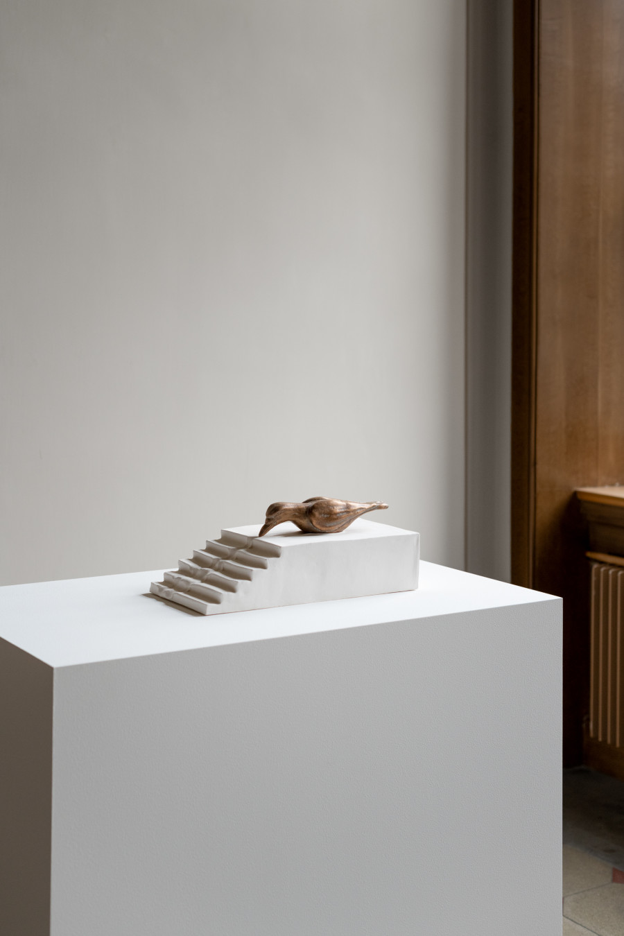 Grace Schwindt, Gravity, 2019, Courtesy the artist and Zeno X Gallery, Antwerp, Photo: Sebastian Stadler