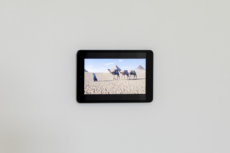 Walking Gallery Video 30 sec, Markéta Jachimova, MY HANDS, KALI Gallery, Installation view, 2022