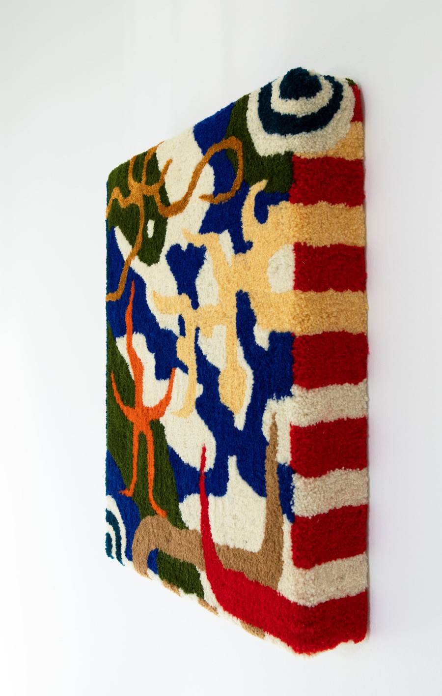 Installation view, Under The Curse, KALI Gallery, 2022. Photo by Marco Vogel, Courtesy KALI Gallery