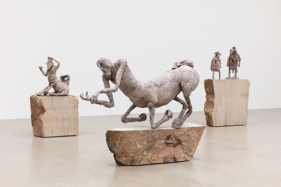 Francis Upritchard – A Loose Hold, Exhibition views Kunsthaus Centre d’art Pasquart 2022, Courtesy the artist and Kate MacGarry. Photos: Angus Mill