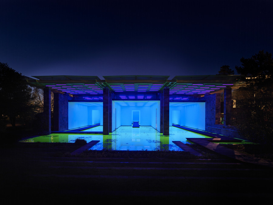 Installation view, Fondation Beyeler, Riehen/Basel, 2021 Courtesy of the artist; neugerriemschneider, Berlin; Tanya Bonakdar Gallery, New York / Los Angeles © 2021 Olafur Eliasson  Photo: Mark Niedermann