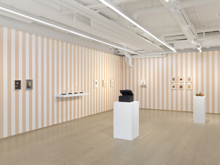 Installation View, Little Things: Part II, December 10, 2021 – January 5, 2022, Pace Gallery, Geneva. Photo: Annik Wetter, courtesy Pace Gallery