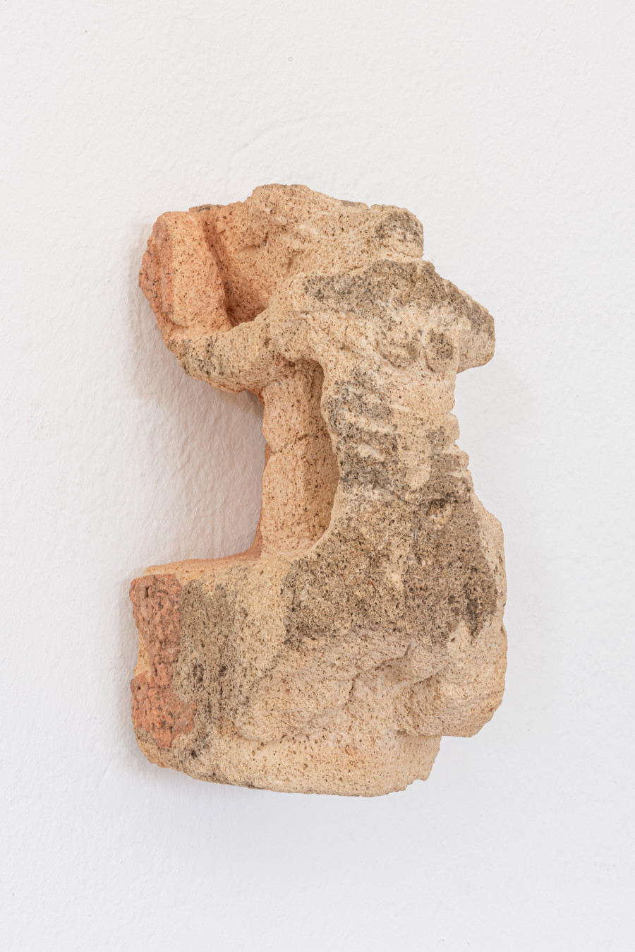 Ugo Gattini, Lei mi affonderà!, Mattone, 11x16x15cm , 2020.