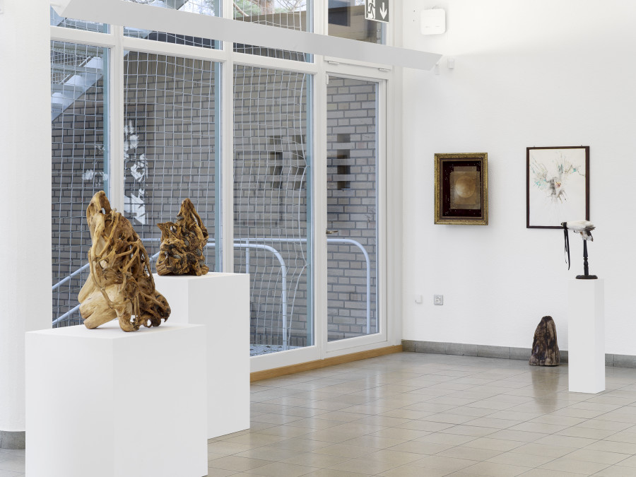 Kunstschaffen Glarus 2022 (A-L), exhibition view, Kunsthaus Glarus, 2022. Photo: Cedric Mussano