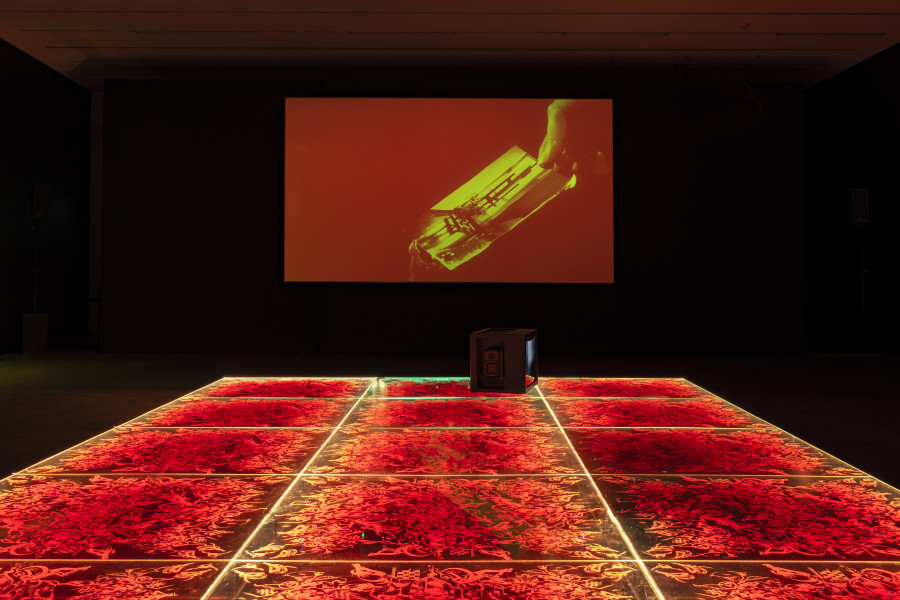 Installation view Sadaf H. Nava, Fabulas Score, schwarzescafé | Luma Westbau, Zurich, 2022. Photo: Nelly Rodriguez