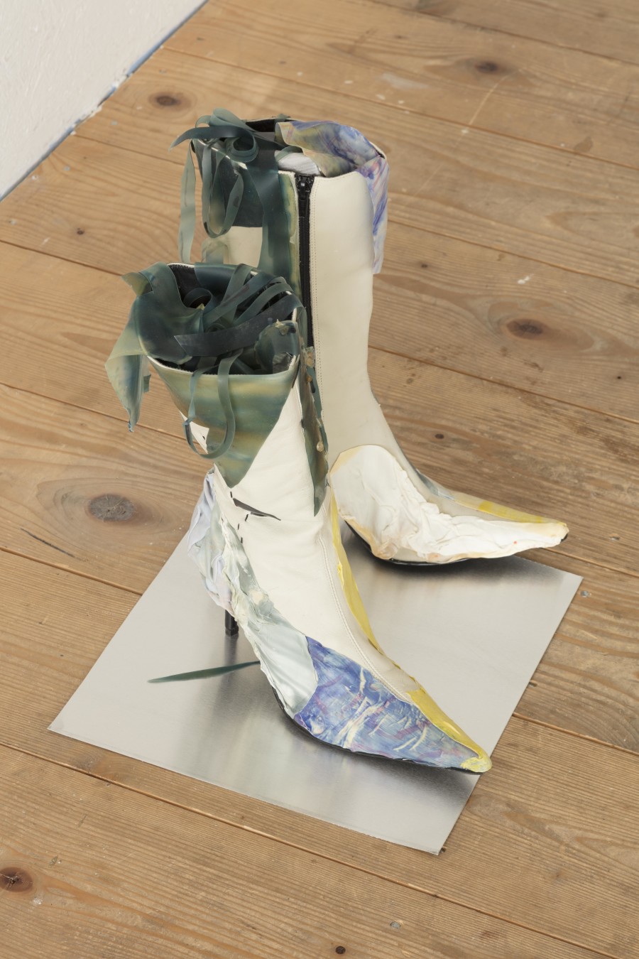 Exhibition view, Luca Büchler – a fantasy, a desire, sic! Elephanthouse, 2022. Photo credit: Andri Stadler