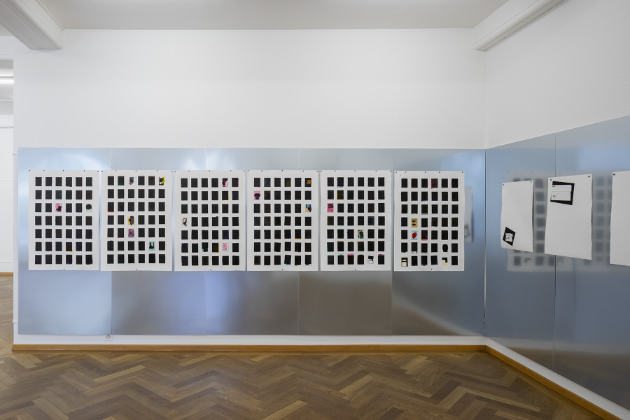 Installation view, Linus Bill + Adrien Horni; Judith Kakon, TRACE, SET, PRINT!, KRONE COURONNE, 2022. Photo: © Guadelupe Ruiz