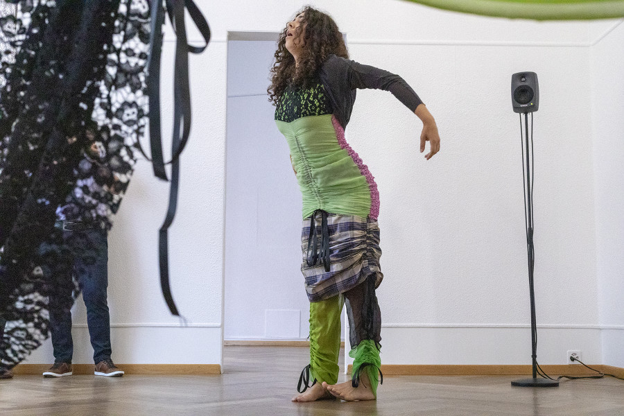 Performance ECHOES, Lara Dâmaso, 10 June 2022, Krone Couronne. Credit photos: © Guadelupe Ruiz