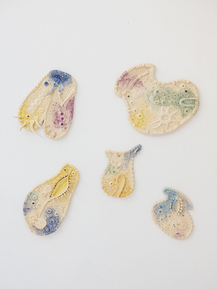 Julie Monot, Before 1-5, Glazed sandstone, Variable dimensions, 2021. Photo credit : Philip Frowein (@philipfrowein)