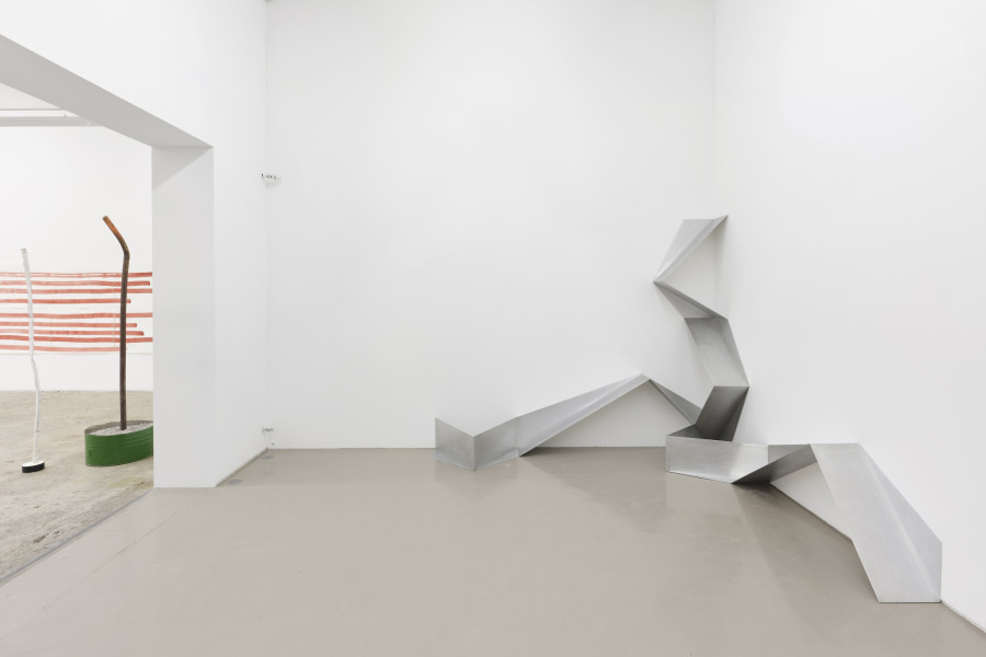 Exhibition view, Affinities, Galerie Mark Müller, 2022. Photo: Conradin Frei