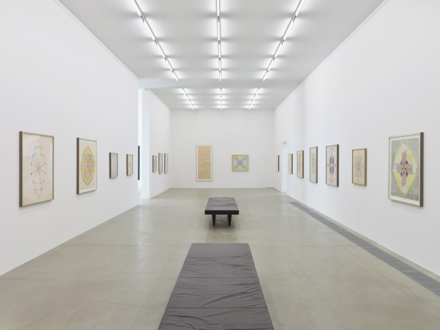 Installationsansicht Kosmos Emma Kunz. Eine Visionärin im Dialog mit zeitgenössischer Kunst 2.3. – 24.5.2021, Aargauer Kunsthaus, Aarau. © Emma Kunz Stiftung Foto: Conradin Frei, Zürich