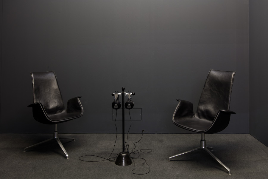 Chantal Akerman, A Family in Brussels, 1998, Courtesy Chantal Akerman Foundation and Marian Goodman Gallery, Photo: Stefan Rohner