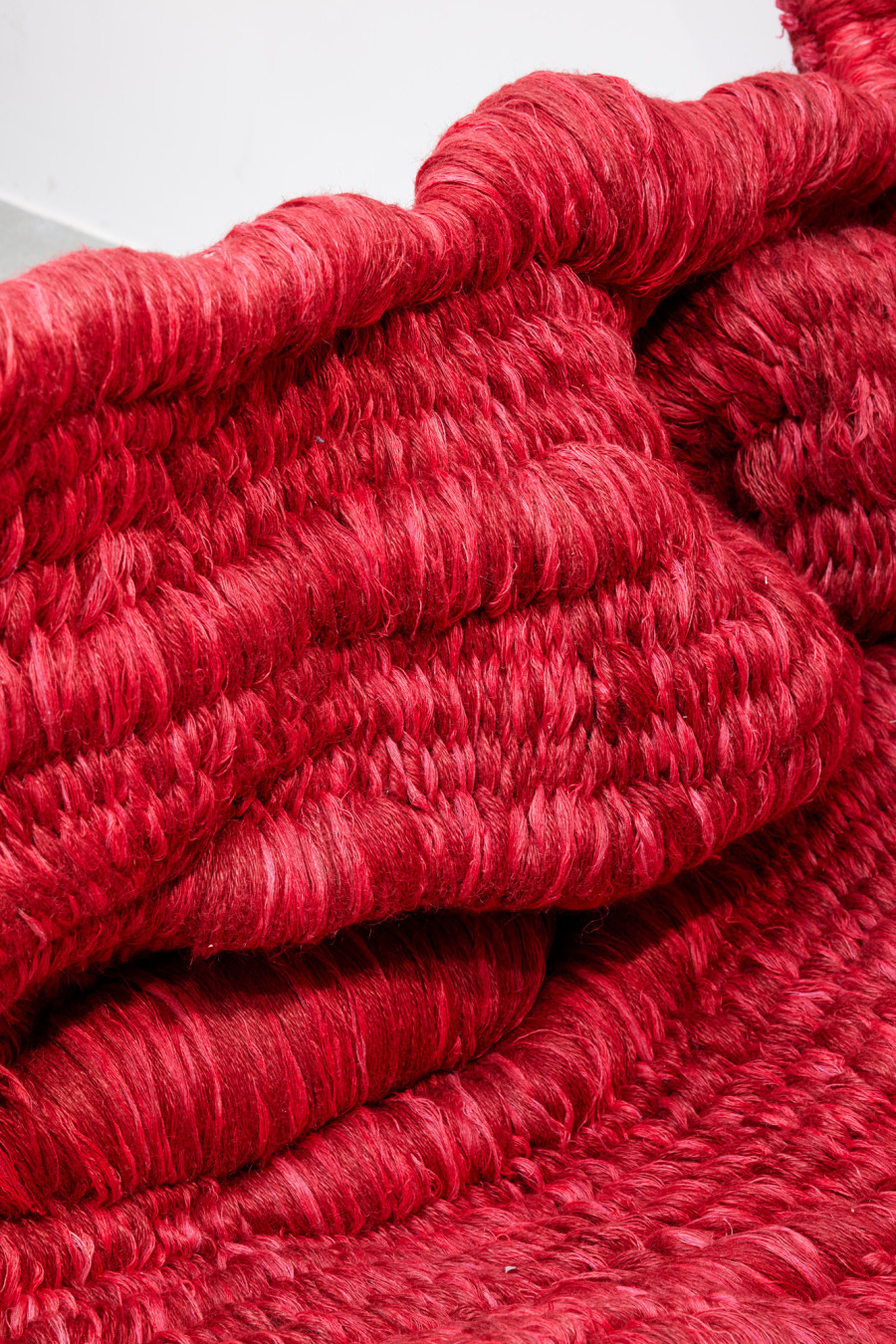 Soojin Kang, Untitled, 2022 (detail), Silk, jute, cotton, linen and wire, Dimensions variable. Courtesy: the artist and Ben Hunter, London. Photo: Hannes Heinzer