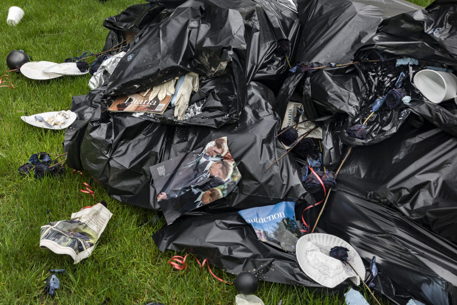 Bunny Rogers, Memorial, 2020, Installations view, ground floor, Kunsthaus Bregenz March 2020, Photo: Markus Tretter © Bunny Rogers, Kunsthaus Bregenz