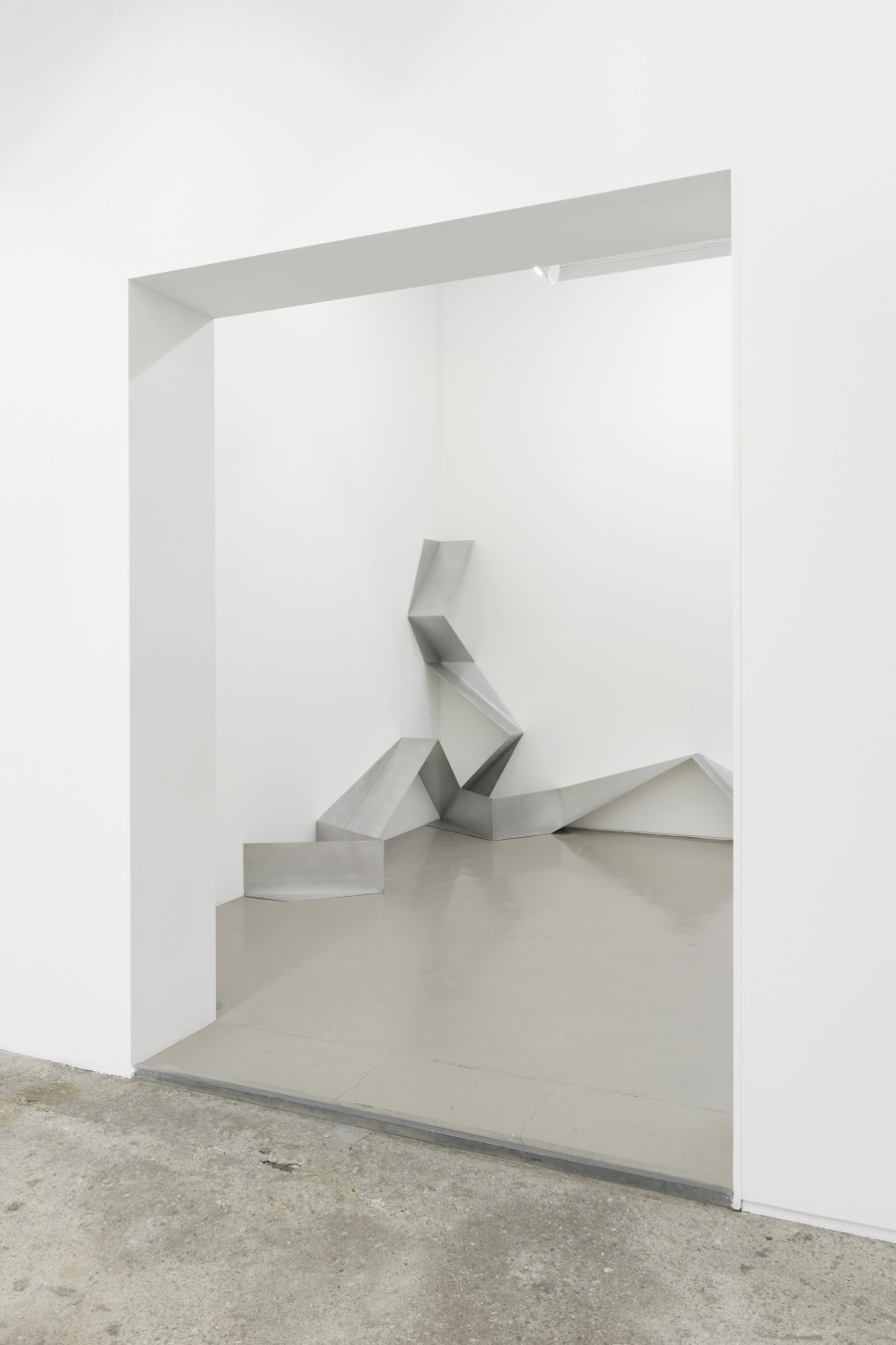 Exhibition view, Affinities, Galerie Mark Müller, 2022. Photo: Conradin Frei