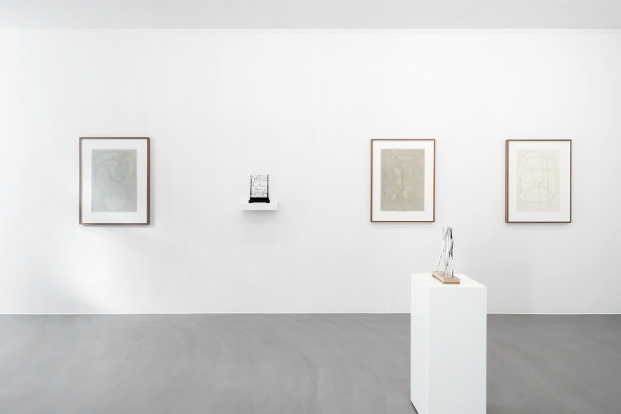 Installation view, WIRE, LINE & STRING, Mai 36 Galerie, 2022.