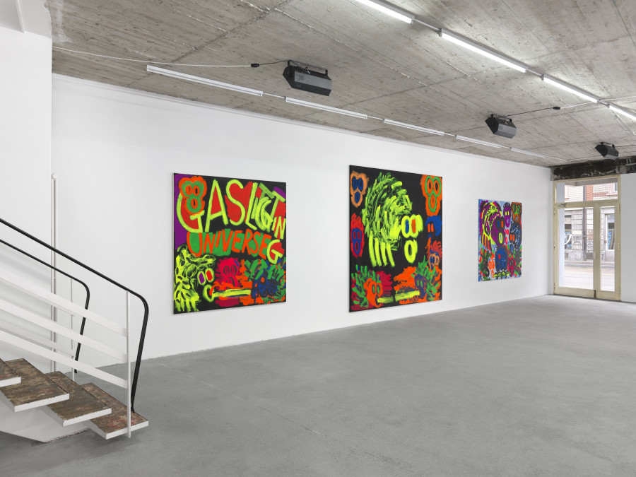 Judith Bernstein, GASLIGTING UNIVERSE, Installation view, Karma International, Zurich 2022. Photo credit: © Annik Wetter. Courtesy of the artist and Karma International Zurich © Judith Bernstein