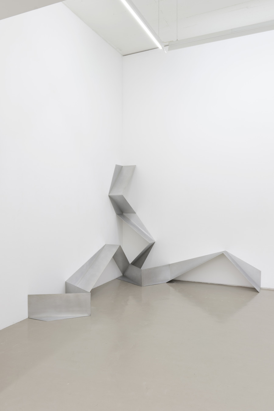 Exhibition view, Affinities, Galerie Mark Müller, 2022. Photo: Conradin Frei