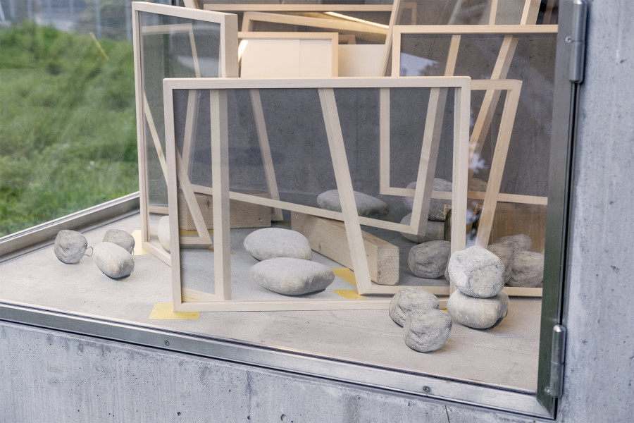 Herbert Weber: Umgehen von Tatsachen (Bypassing Facts), Lemme, Sion, Switzerland, Curator: Josiane Imhasly, Photo credit: Romain Iannone, 2022