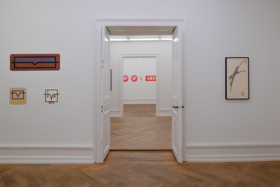 Exhibition view, Lawrence Weiner, AS LONG AS IT LASTS, Mai 36 Galerie, 2022.
