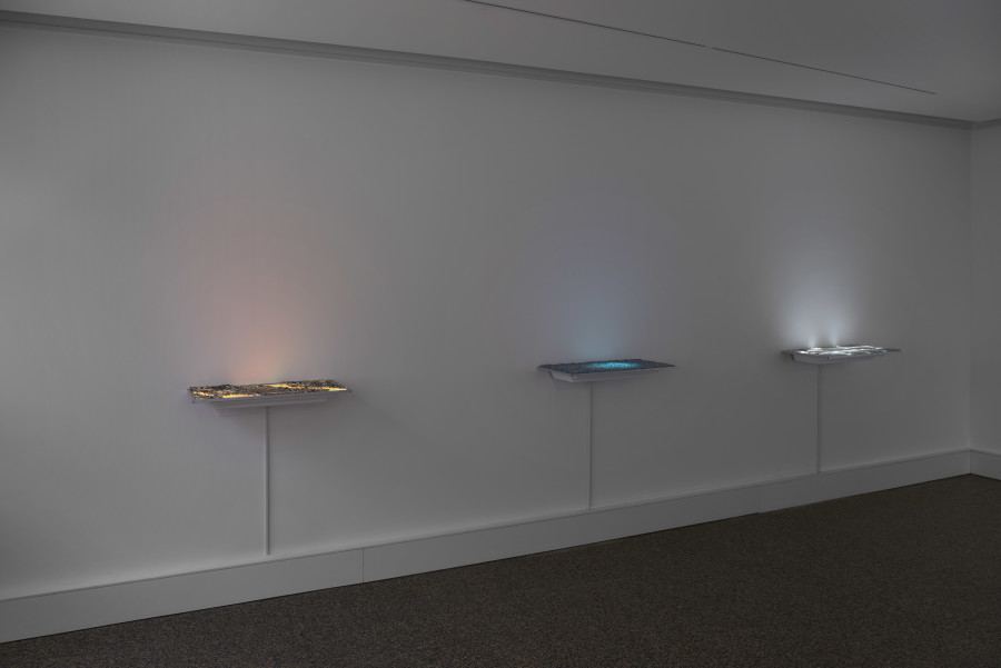 Exhibition view, Daniel Canogar, Hidden Tides, Wilde 2021-2022.