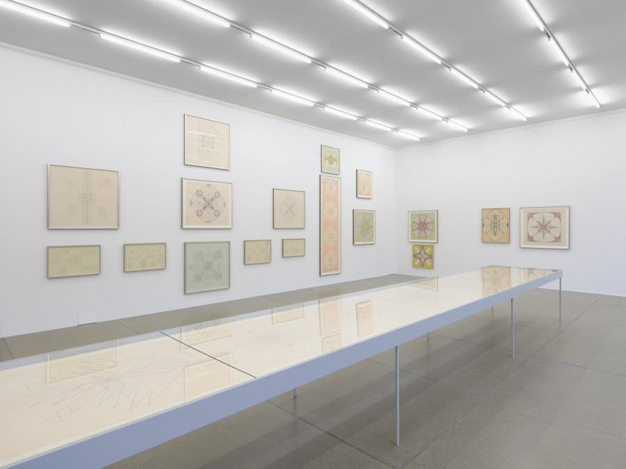 Installationsansicht Kosmos Emma Kunz. Eine Visionärin im Dialog mit zeitgenössischer Kunst 2.3. – 24.5.2021, Aargauer Kunsthaus, Aarau © Emma Kunz Stiftung Foto: Conradin Frei, Zürich