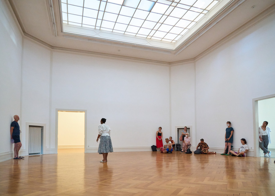 Performance, Ayiyiyo by NoBuntu Mhlambi, as part of 7 Winds, Kunsthalle Bern, Photos: Nicolas Duc