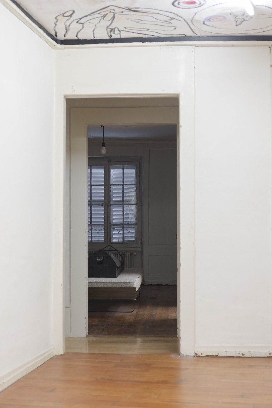 Hamish Pearch, installation view at CAN - Centre d'Art de Neuchâtel. Photography: Sebastian Verdon/ all images copyright and courtesy of the artists, CAN Centre d’art Neuchâtel, Sans titre (2016).