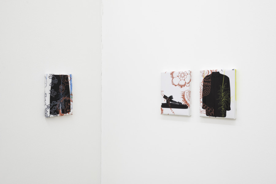 Exhibition view, Tobias Kaspar, Personal Shopper, Galerie Peter Kilchmann, 2022.