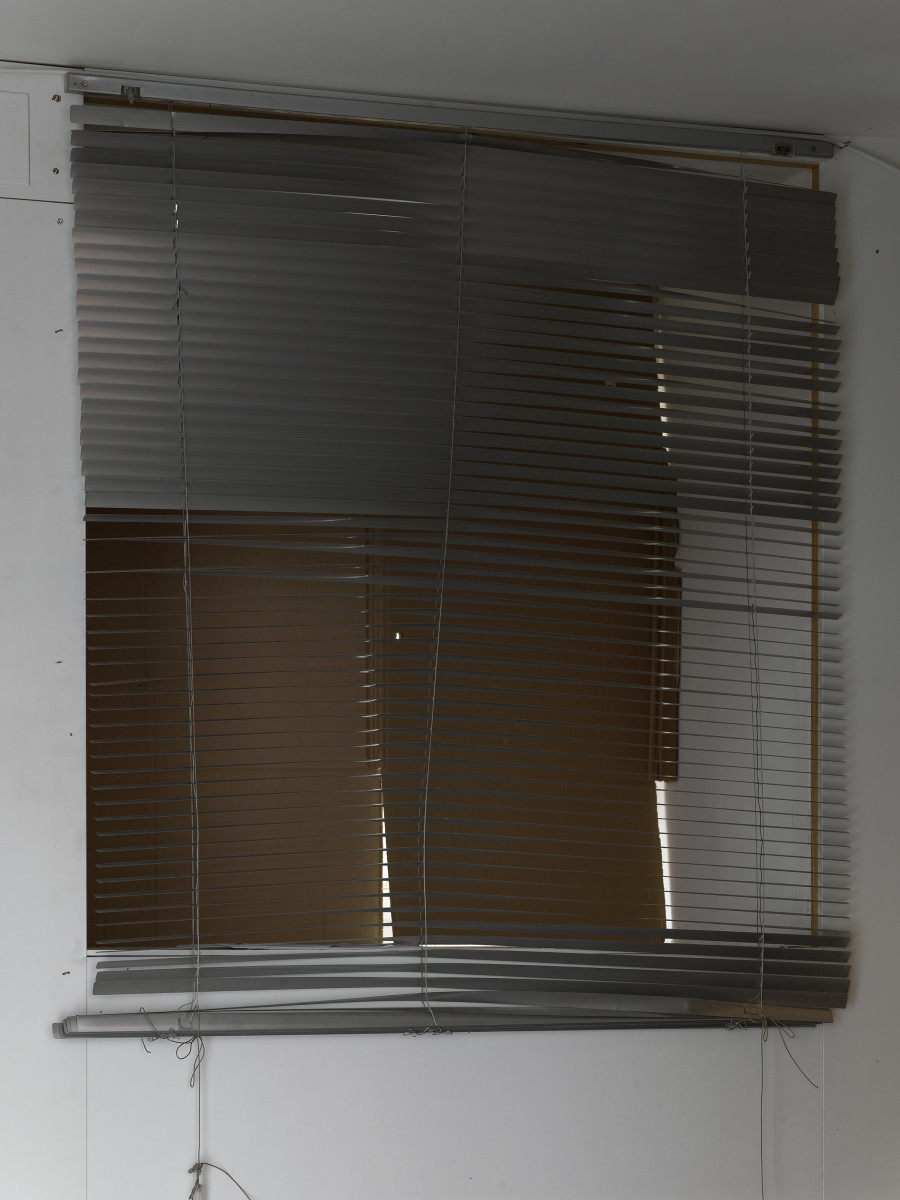 Weckerwanduhr, Wood, Alarm Clock, 35 × 27 cm, 2022 / Photo: Cedric Mussano / Courtesy: the artist and Kirchgasse Gallery