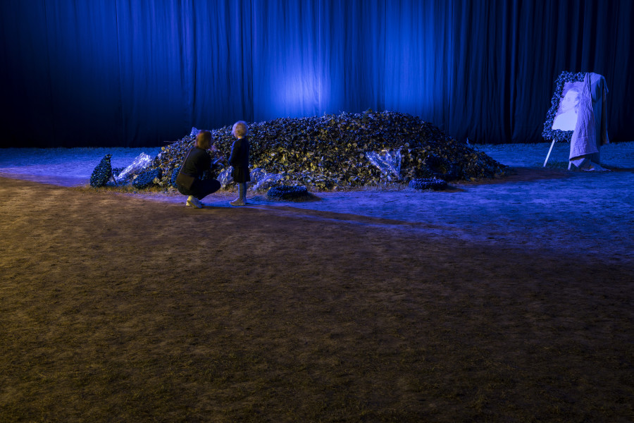 Bunny Rogers, Memorial, 2020, Installation view ground floor, Kunsthaus Bregenz March 2020, Photo: Markus Tretter © Bunny Rogers, Kunsthaus Bregenz