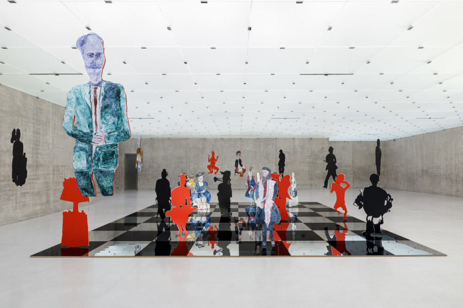 Anna Boghiguian, The Chess Game, 2022, Ausstellungsansicht 1. Obergeschoss, Kunsthaus Bregenz, 2022. Foto: Markus Tretter. Courtesy of the artist © Anna Boghiguian, Kunsthaus Bregenz