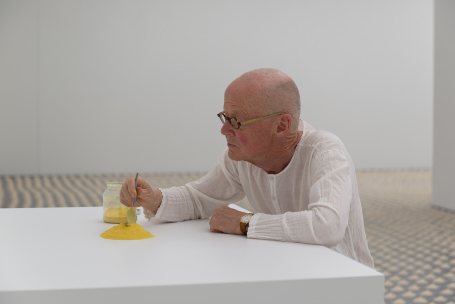 Installation view, Wolfgang Laib, Crossing rivers, Museum of Fine Arts Chur, 2022.