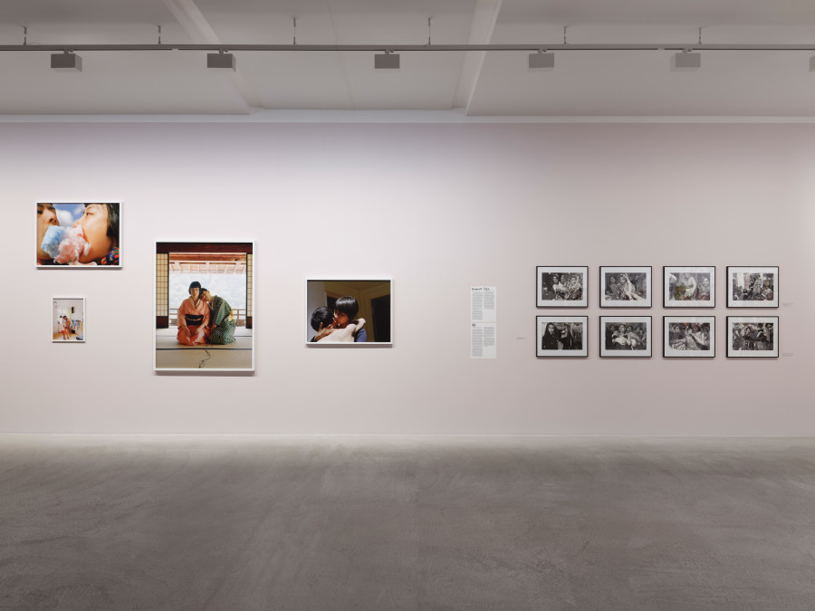 Installation view Chosen Family – Less Alone Together, Fotomuseum Winterthur © Fotomuseum Winterthur / Conradin Frei