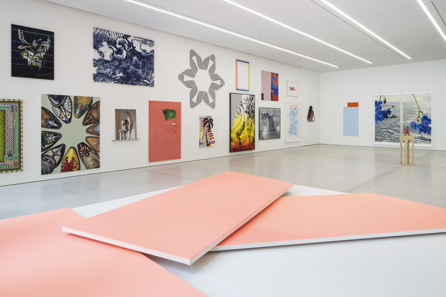 Vue de l’exposition, Unique et multiple. Oeuvres récentes de la collection d’art BCV Musée cantonal des Beaux-Arts de Lausanne – Espace Projet Photo : Nora Rupp / MCBA.